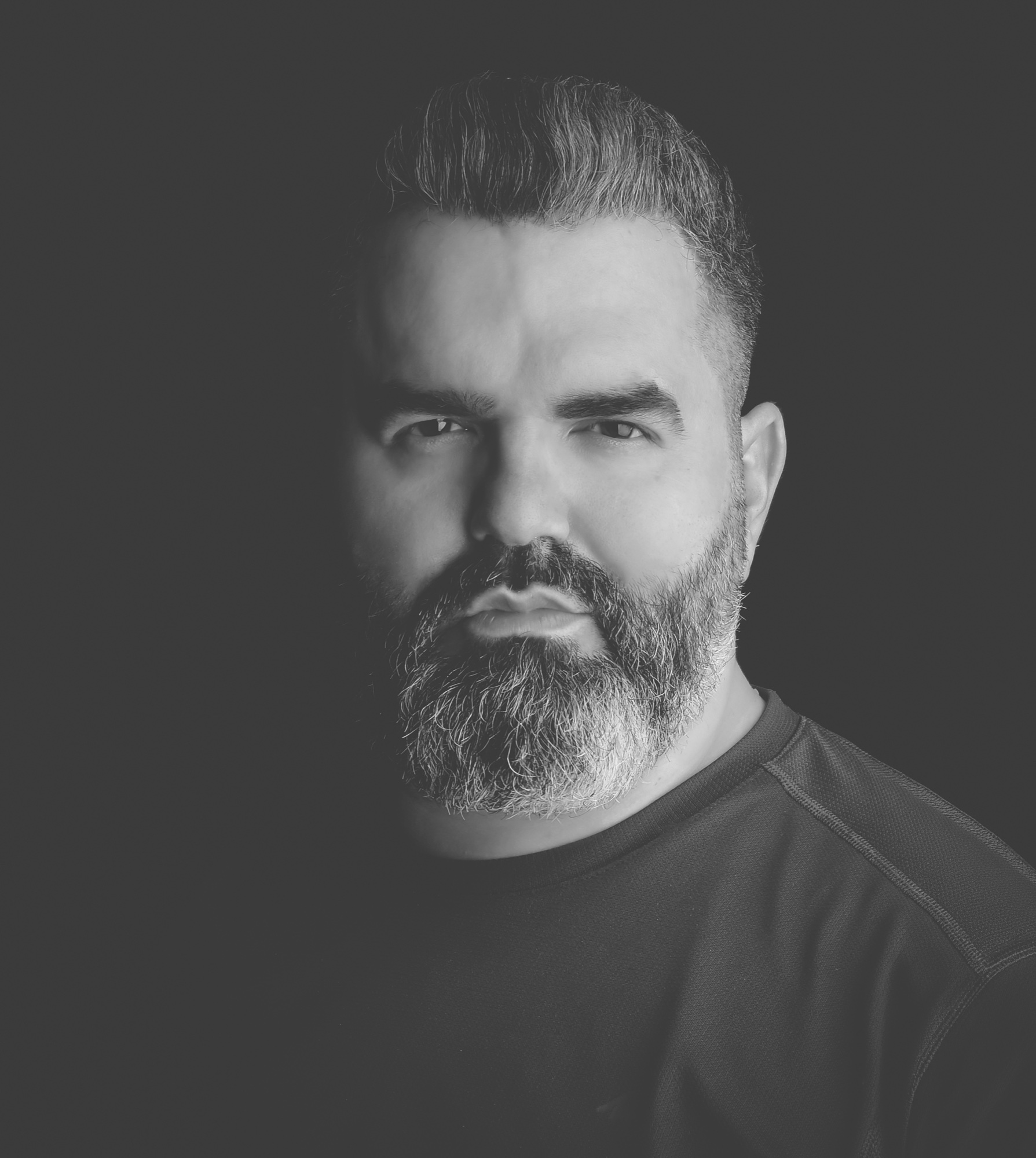 Portretul lui Laurențiu Pîrnea, fondatorul VEIRON